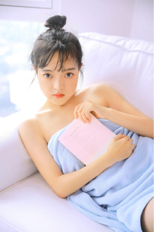 和黑帮老大的365天
